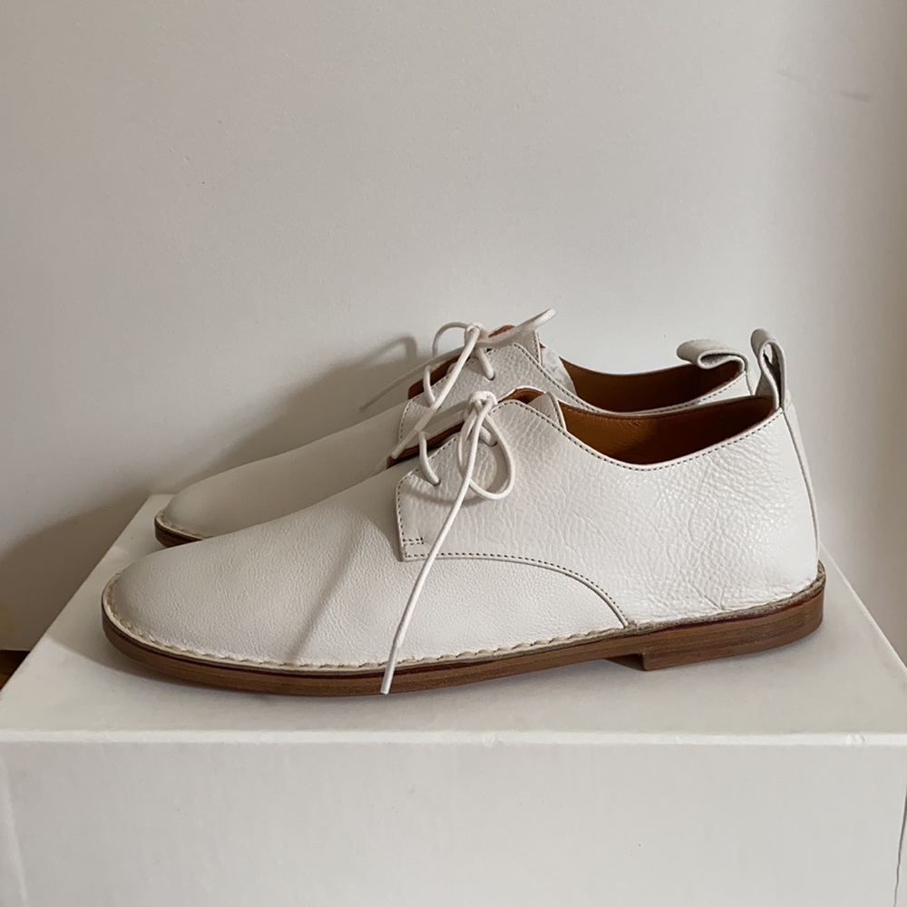 NEW Celine White Leather Lace Up Shoes 35